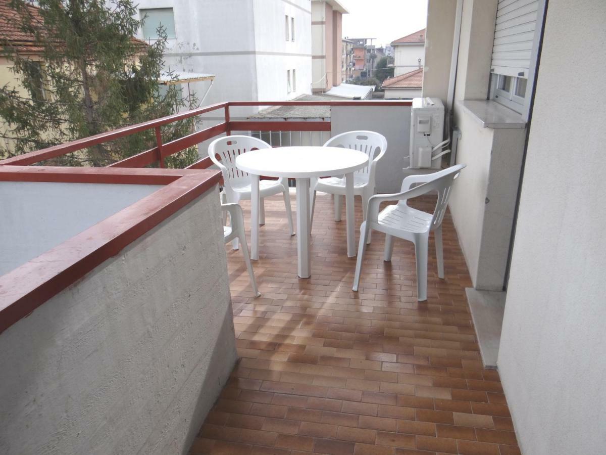 Grande Appartamento Al Mare มาร์ตินซิกูโร ภายนอก รูปภาพ