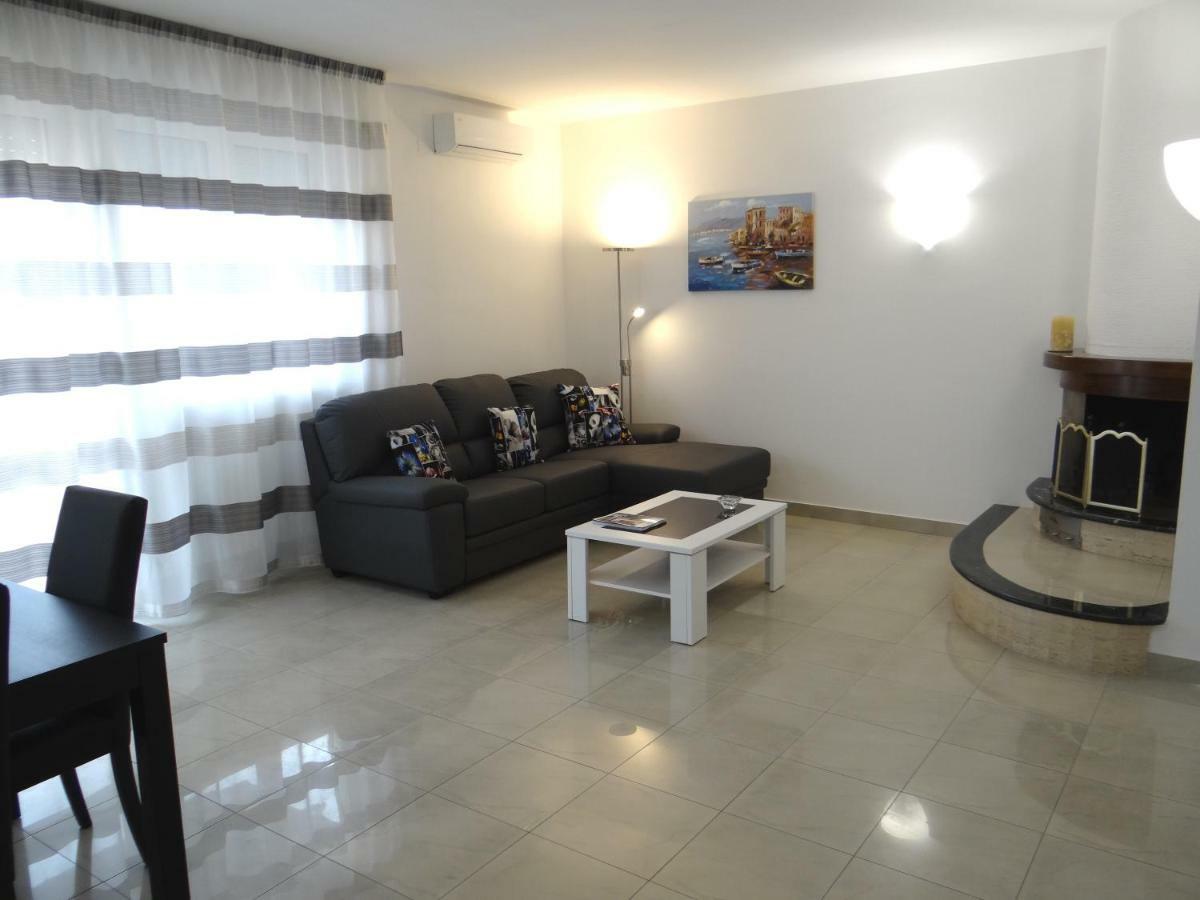 Grande Appartamento Al Mare มาร์ตินซิกูโร ภายนอก รูปภาพ