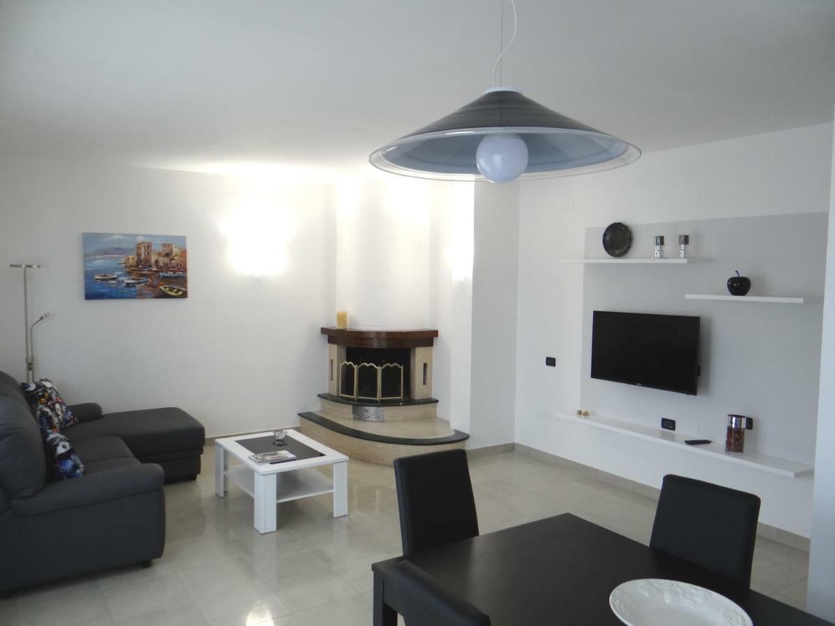 Grande Appartamento Al Mare มาร์ตินซิกูโร ภายนอก รูปภาพ