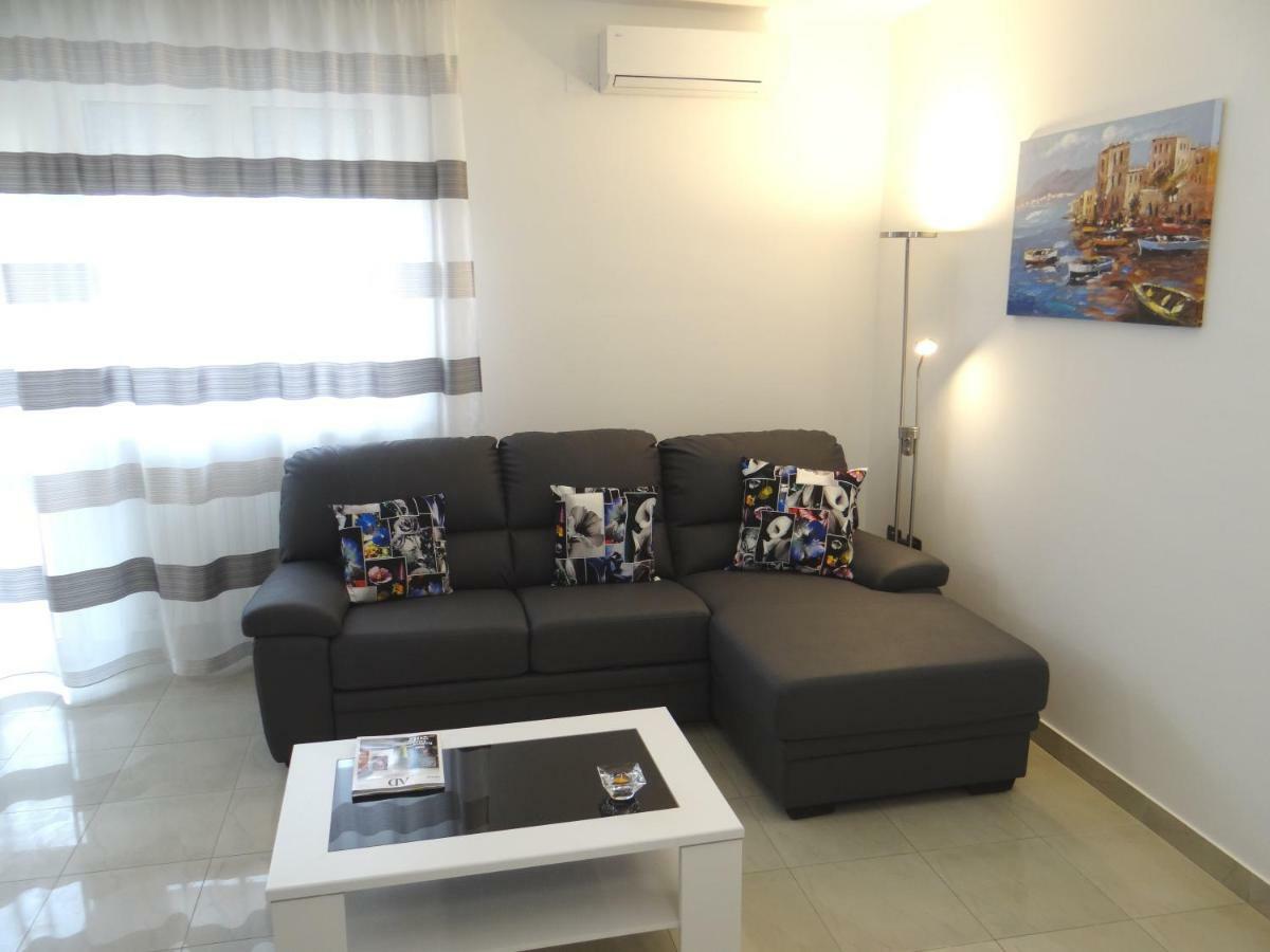 Grande Appartamento Al Mare มาร์ตินซิกูโร ภายนอก รูปภาพ